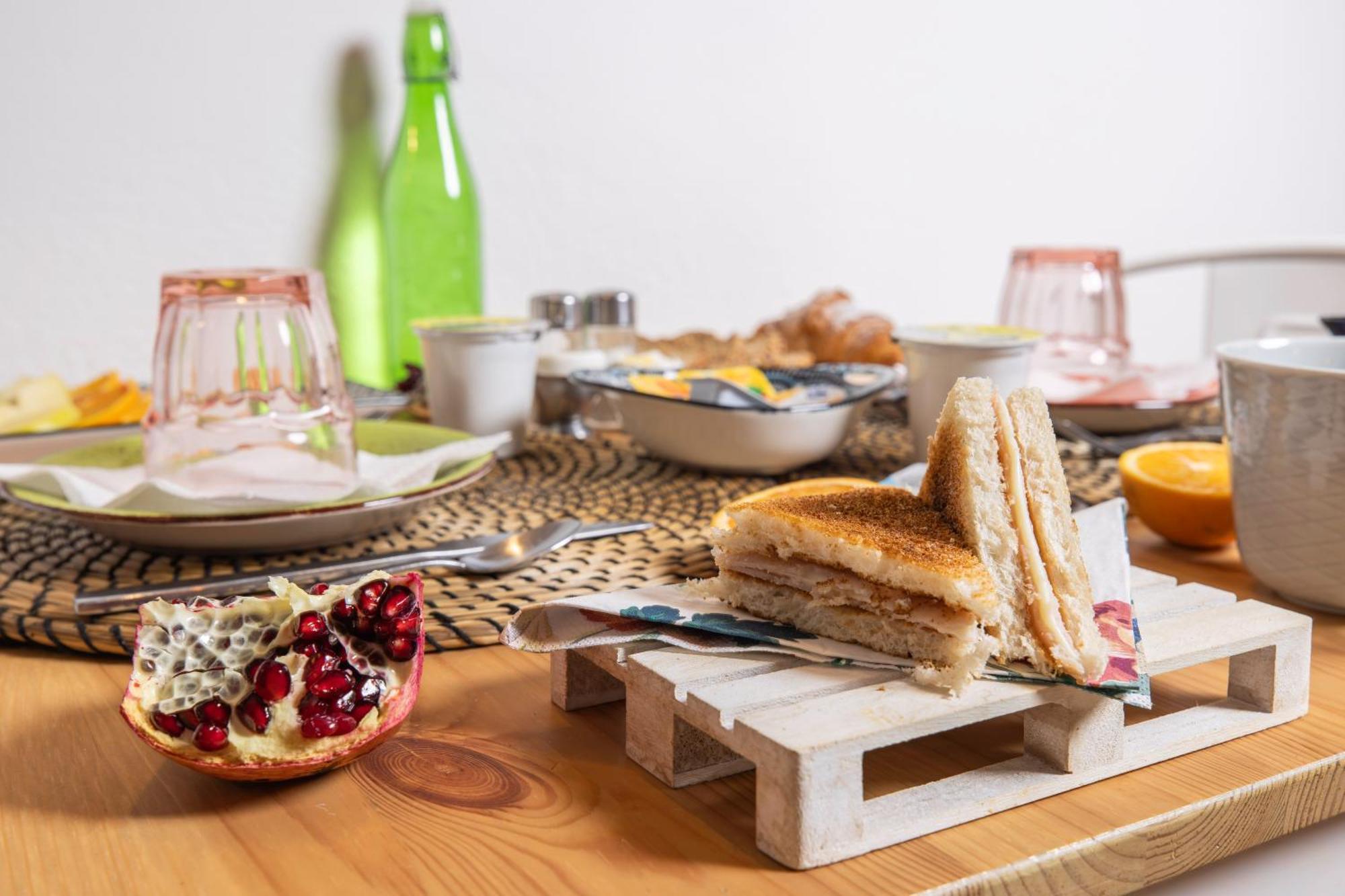 Cagliari Old Town B&B Bagian luar foto
