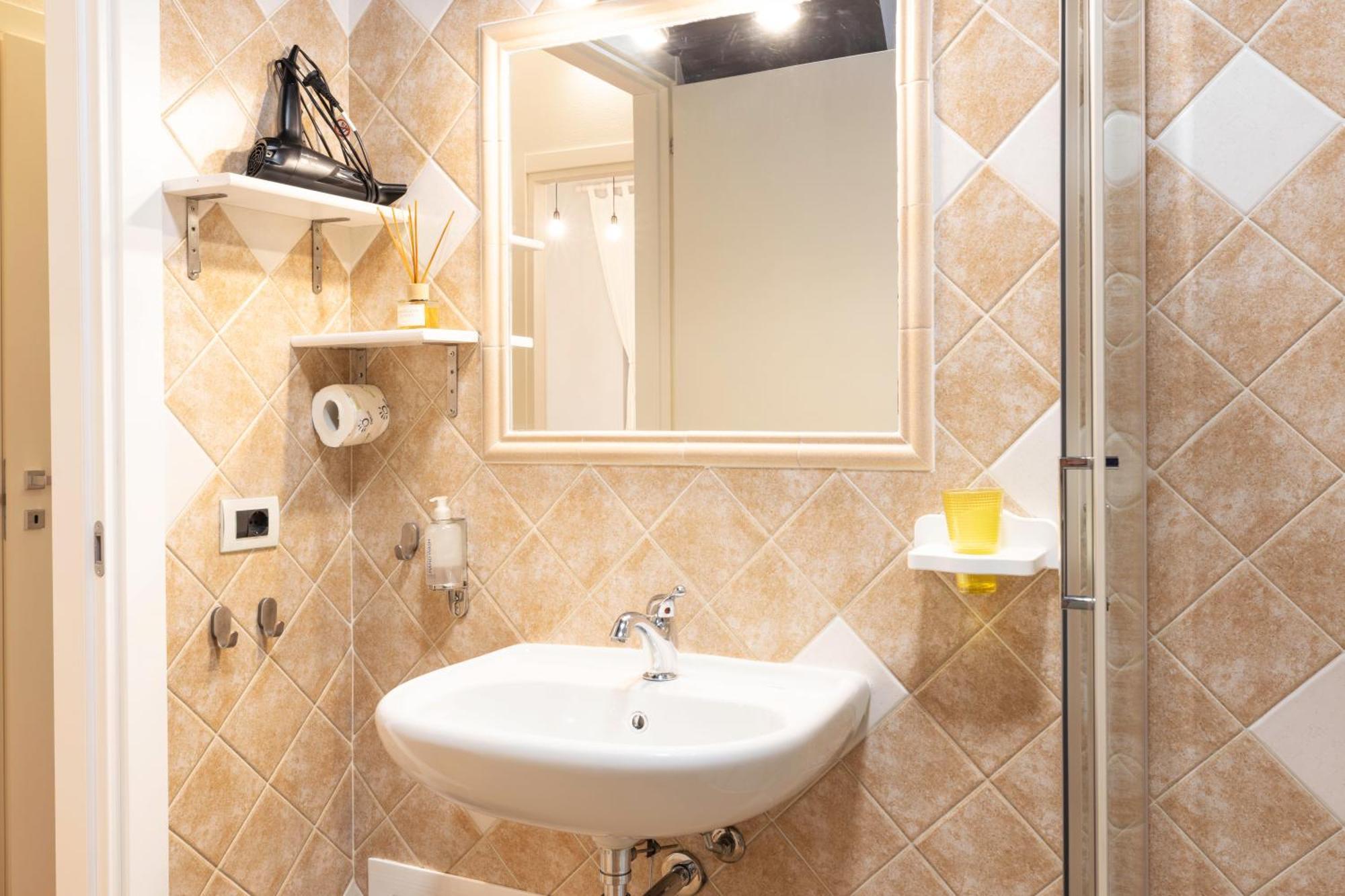 Cagliari Old Town B&B Bagian luar foto
