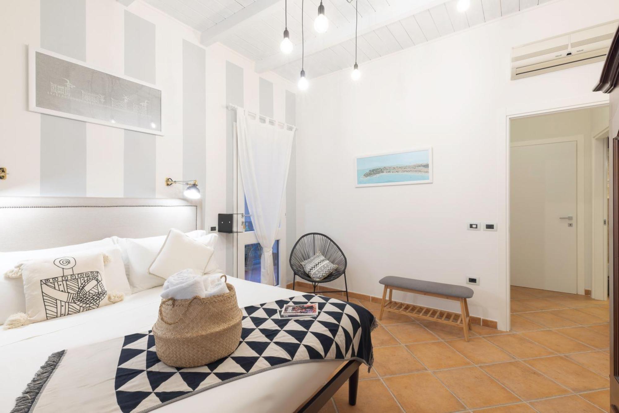 Cagliari Old Town B&B Bagian luar foto