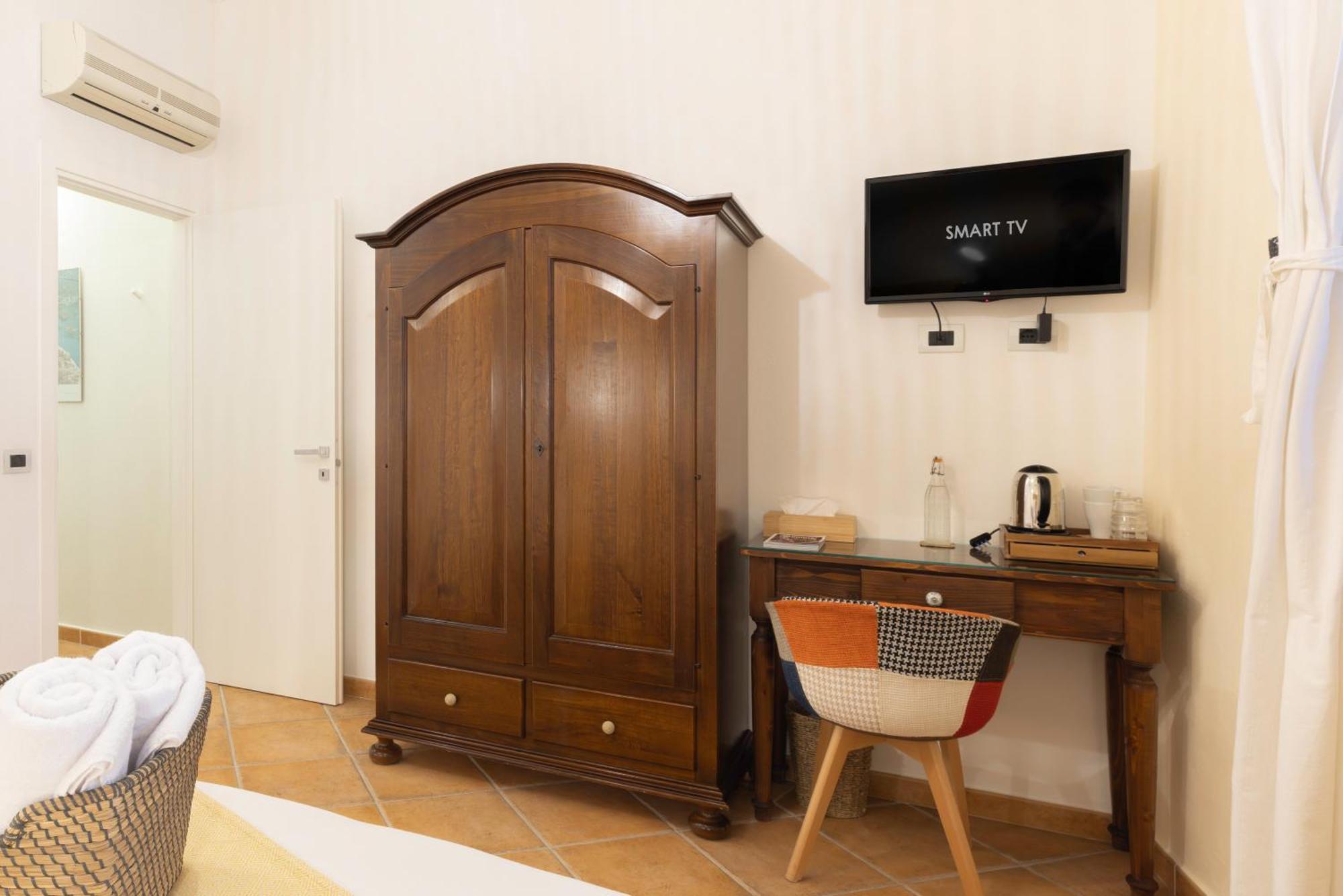 Cagliari Old Town B&B Bagian luar foto